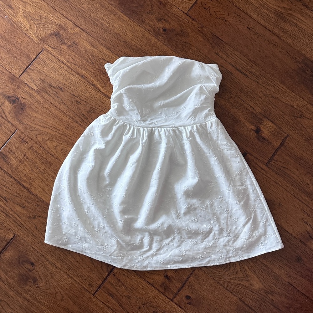 White Jacquard strapless dress - size M